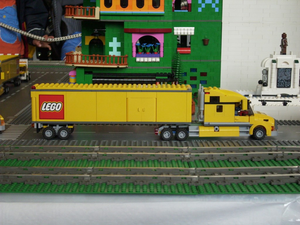 lego-truck.jpg