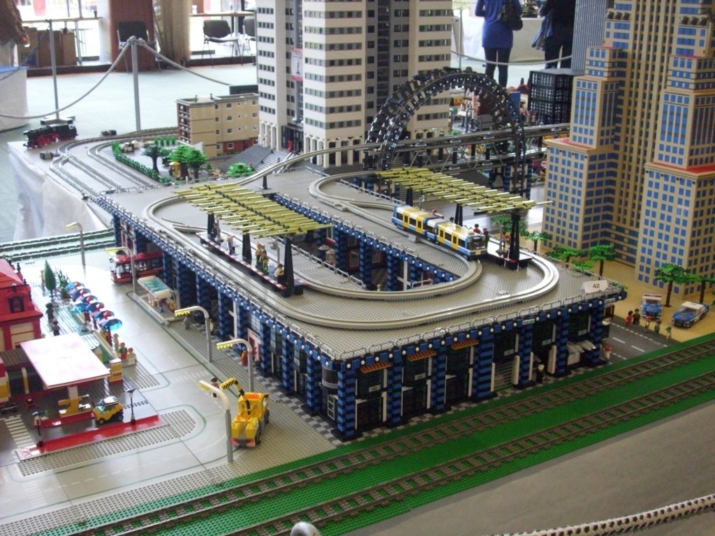 monorail-station.jpg