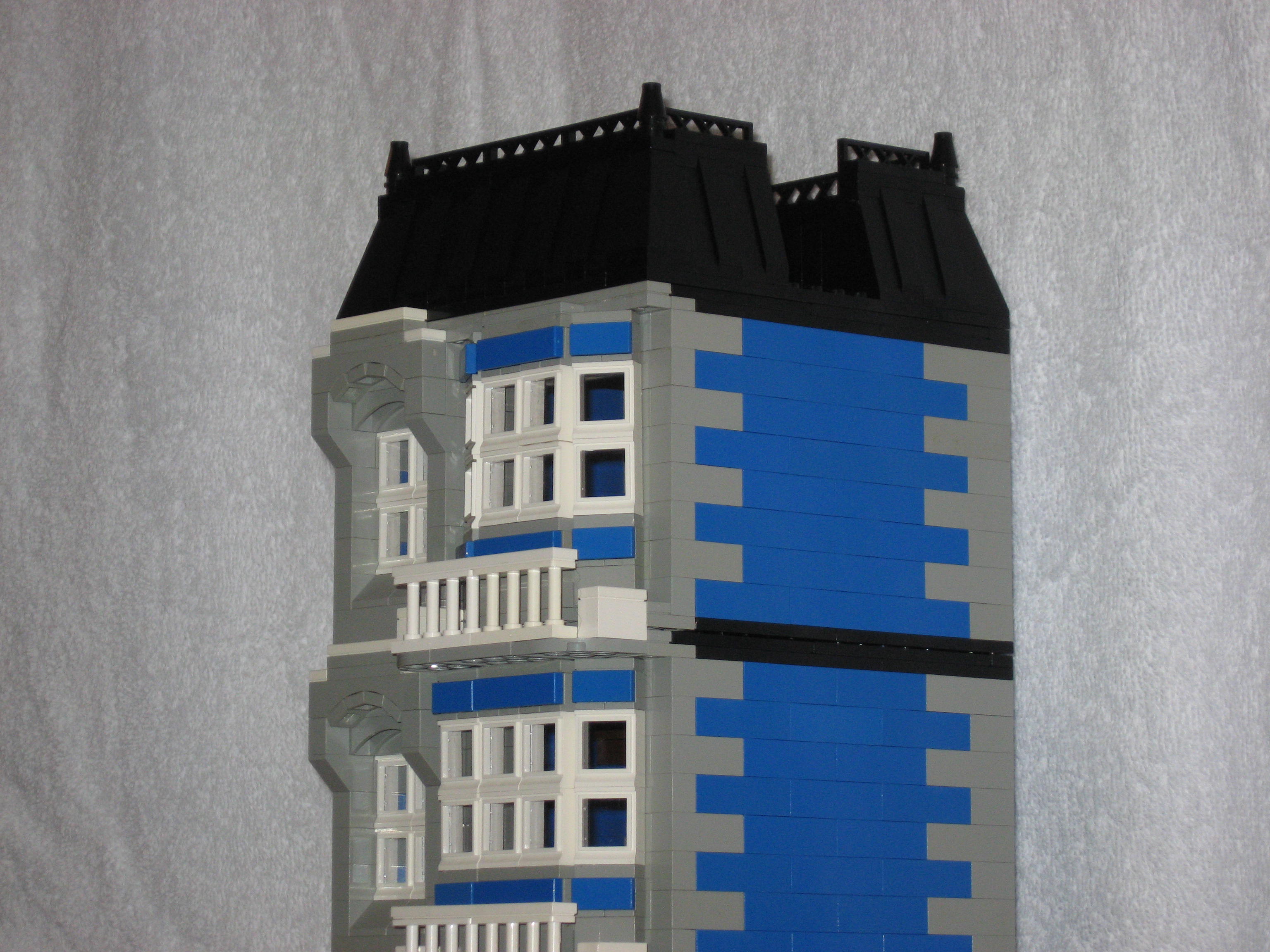 grey_building_10.jpg