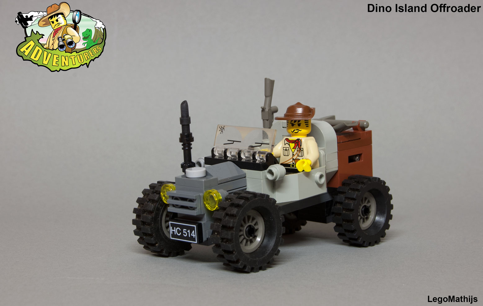 01_adventurers_dino_island__offroader.jpg