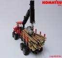 07_komatsu_895_transporting_trunks.jpg