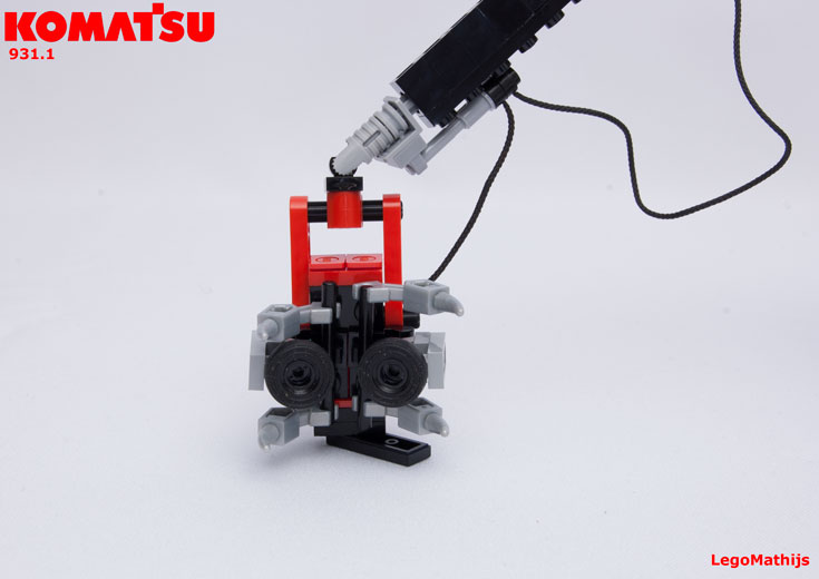 11_komatsu_931.1.jpg