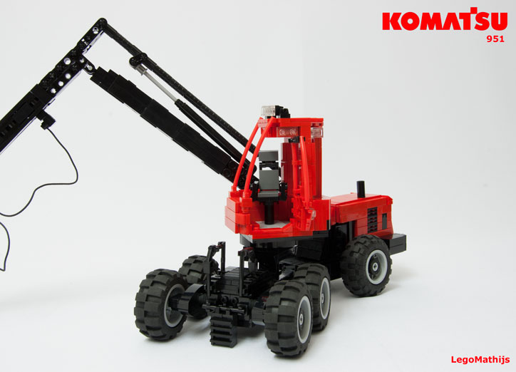 04_komatsu_951.jpg
