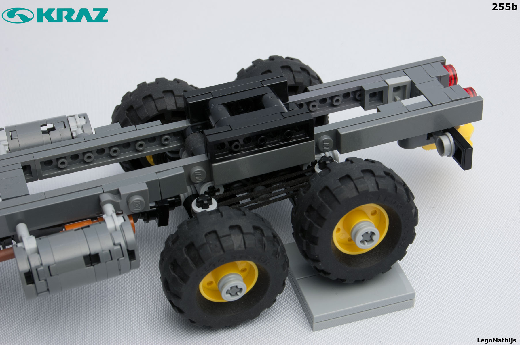 39_kraz_255b.jpg