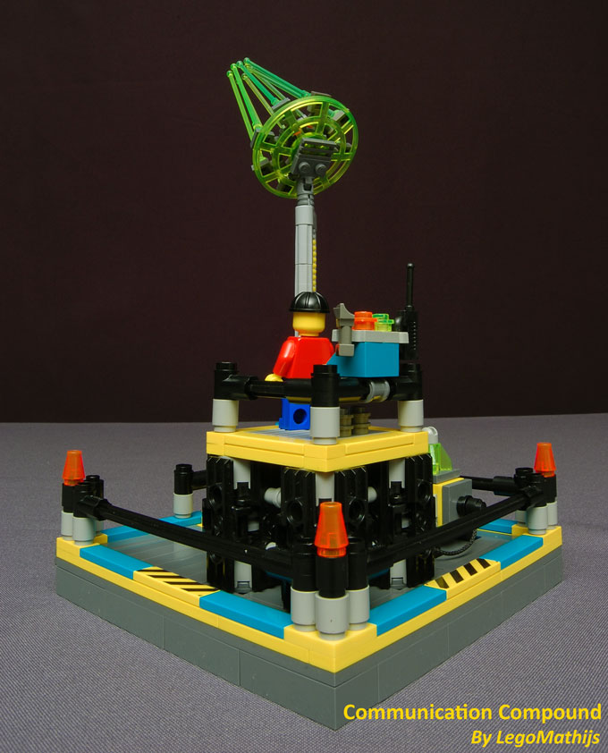 03_communication_compound.jpg