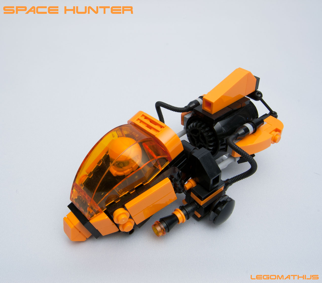 03_space_hunter.jpg