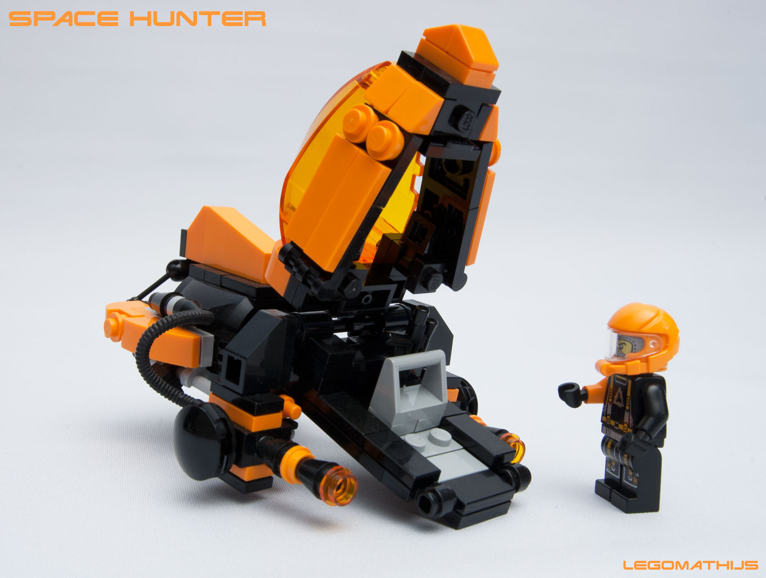 05_space_hunter.jpg