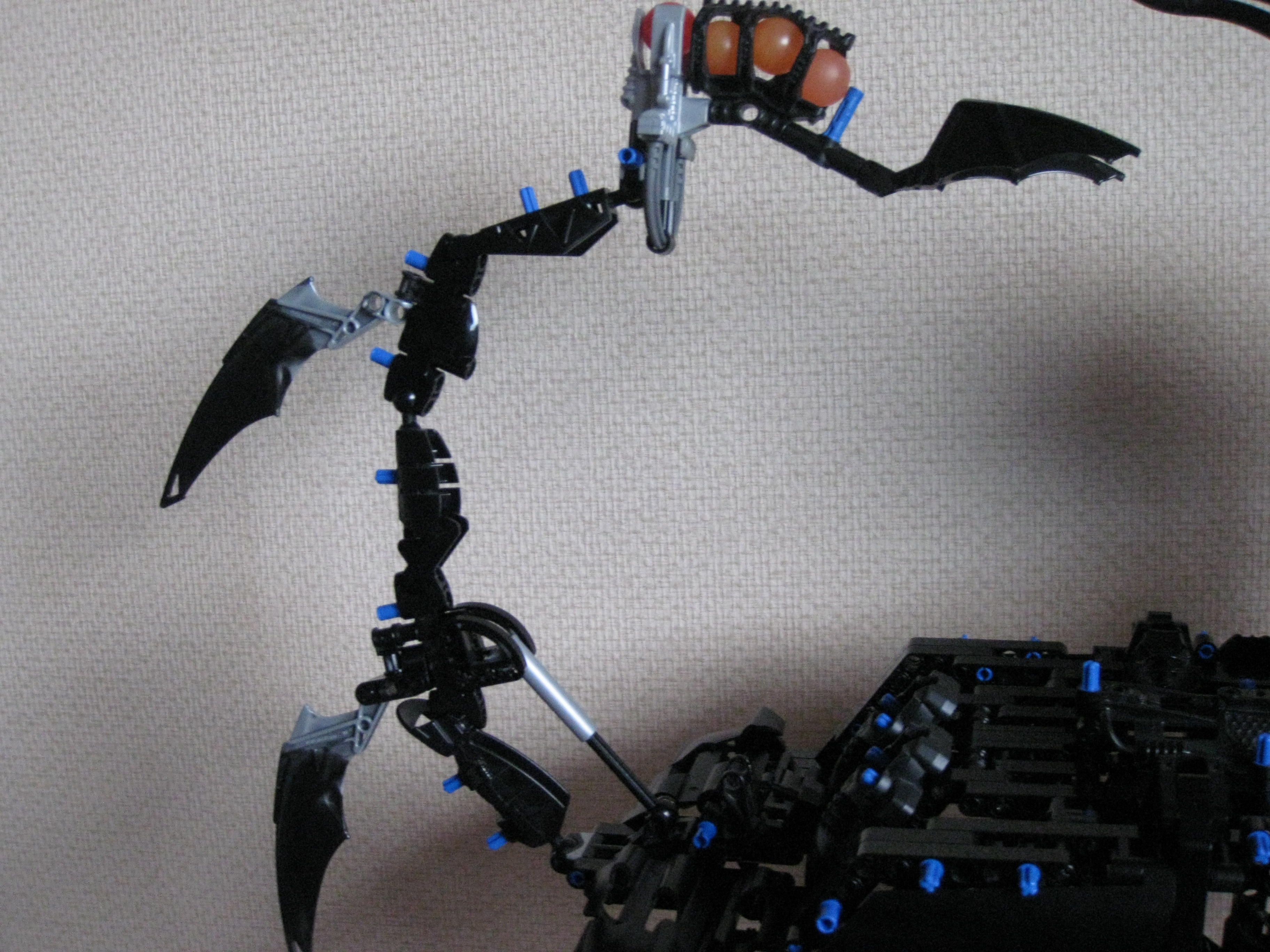 bionicle_120.jpg
