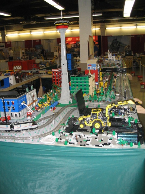 52_supertrain.jpg