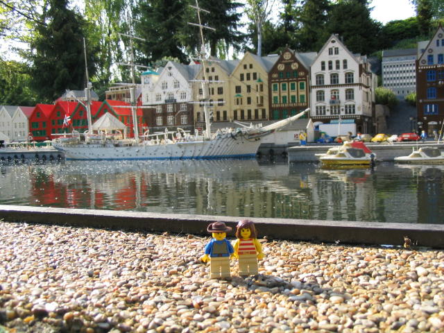 32_lego.jpg