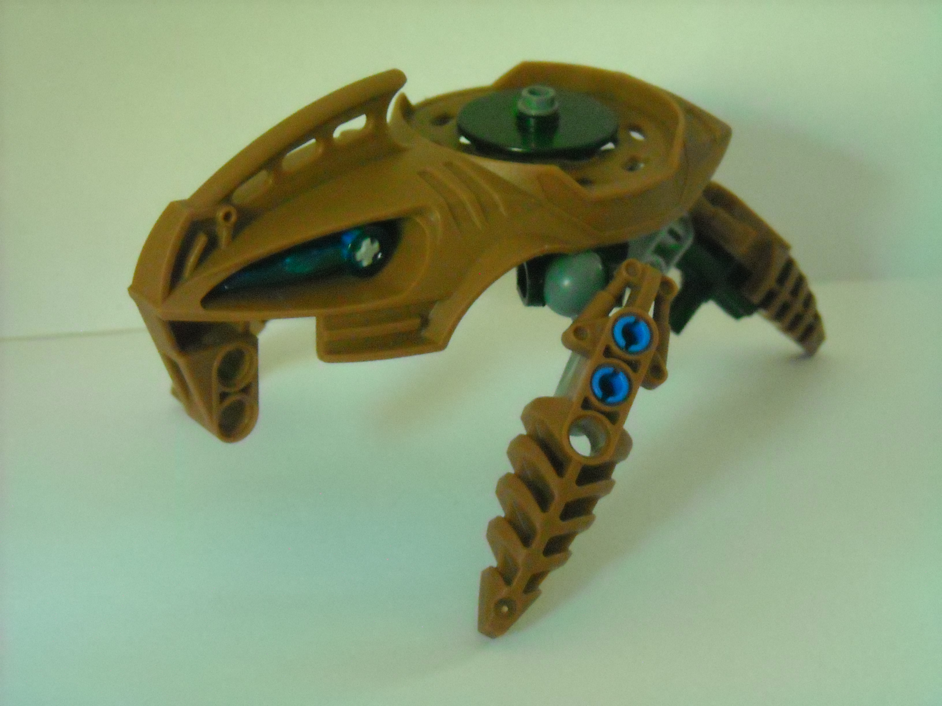 lego66_009_-_viso_crab.jpg