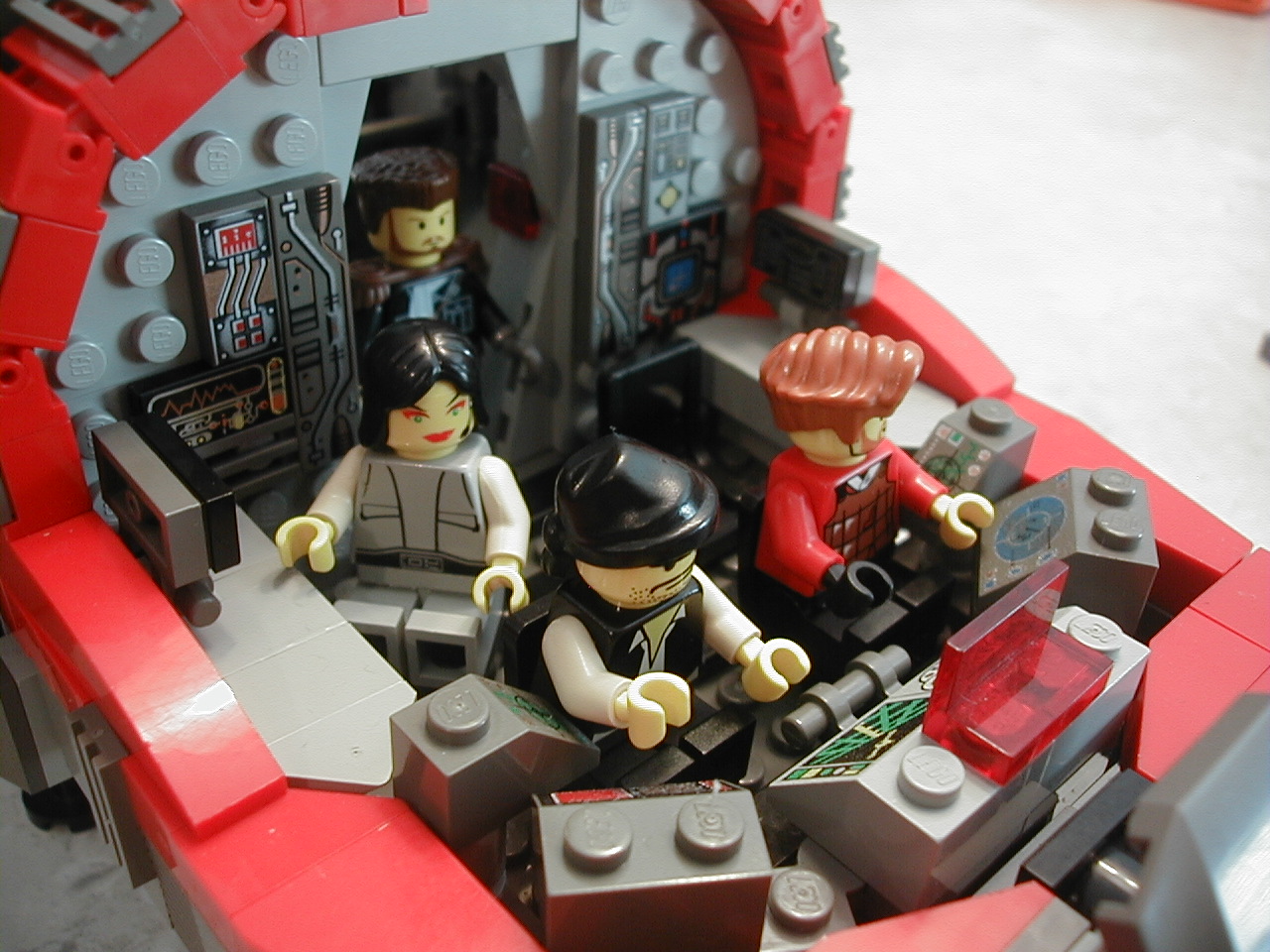 25cockpit.jpg