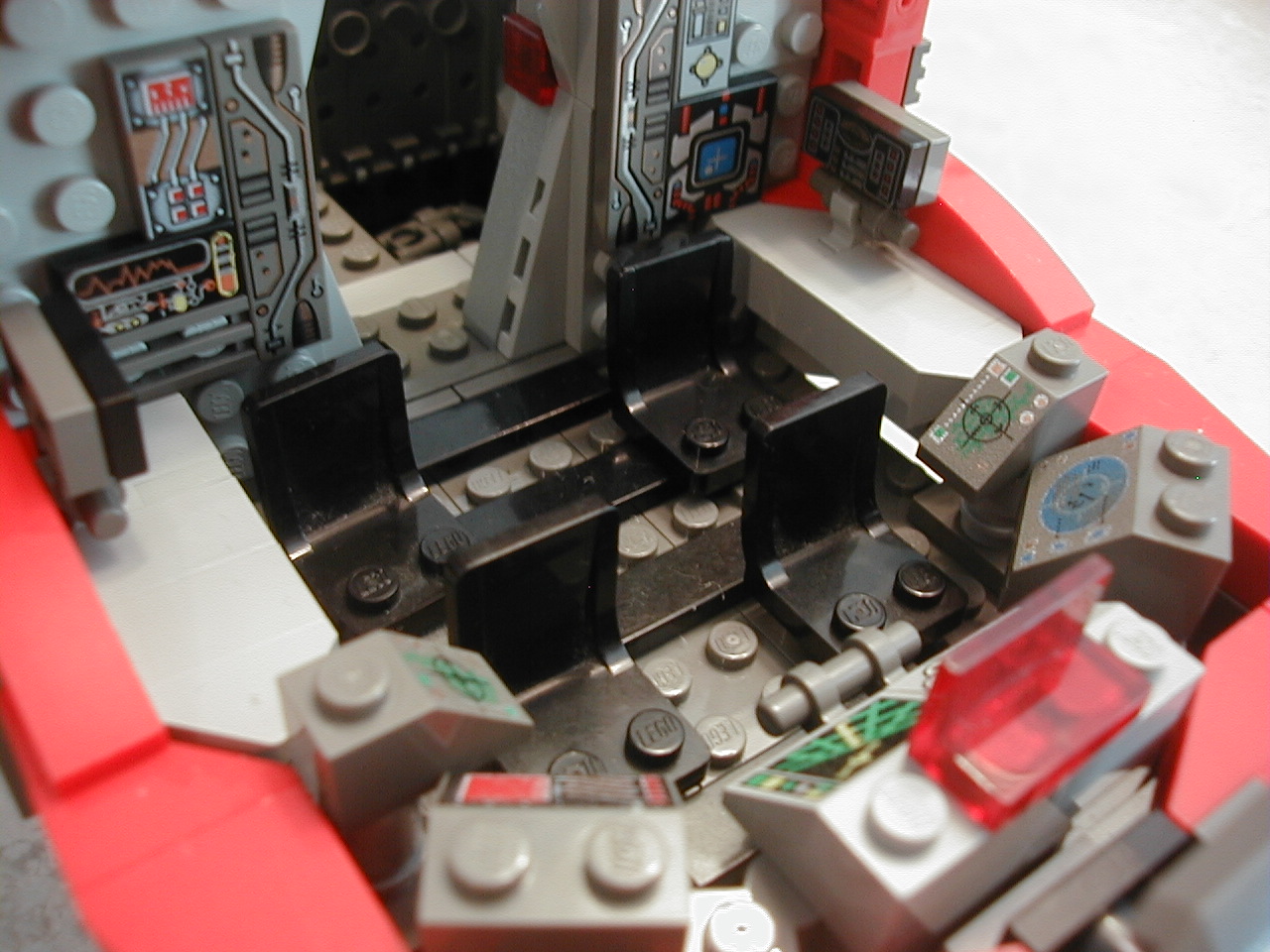 26cockpit.jpg