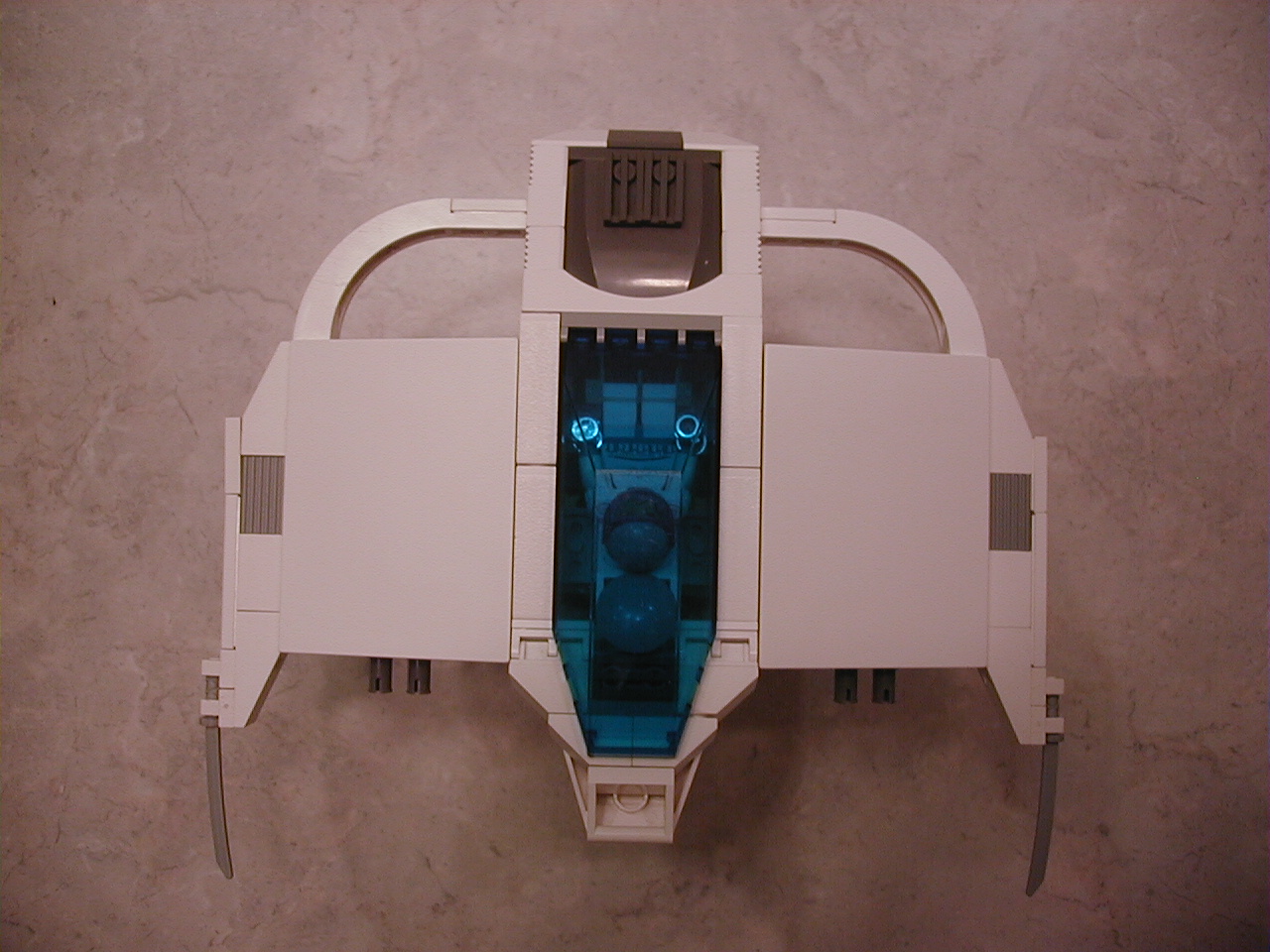04260141.jpg