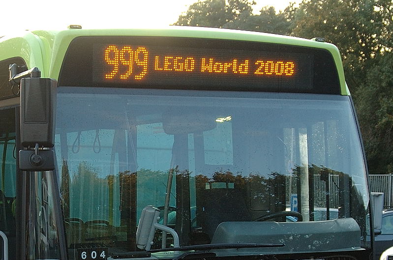 buslegoworld2008-00.jpg