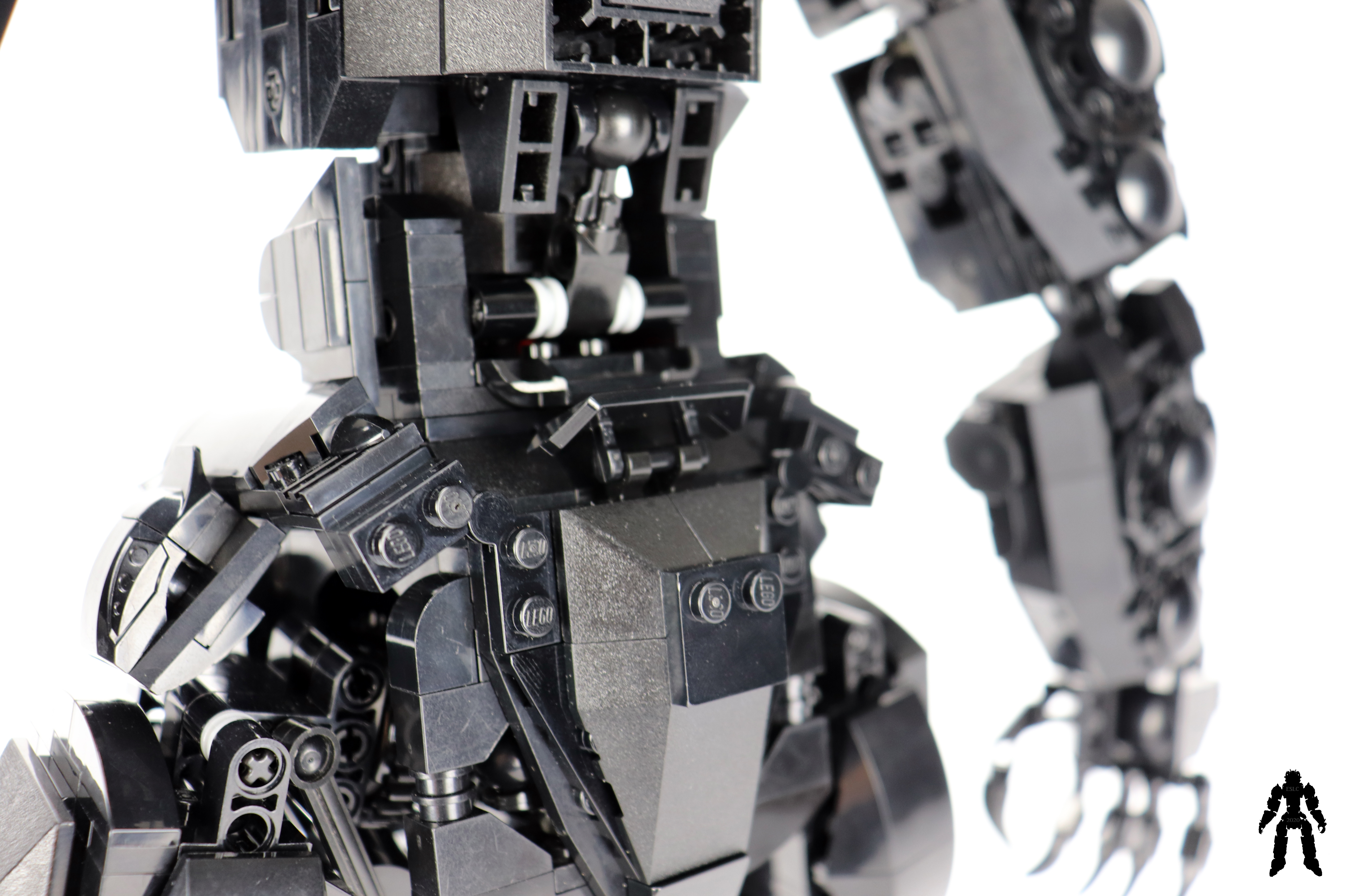 21-black-bear-mecha-mk2.jpg