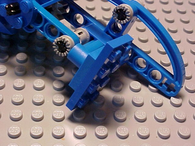 4leg993.jpg