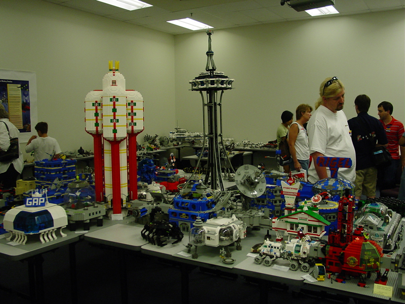 brick-fest-2003-2-sunday.jpg