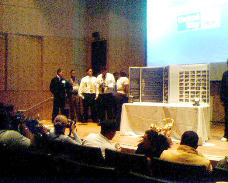 caps-ny-08-993.jpg