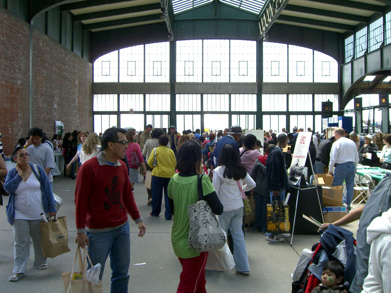 2009-train-terminal-earth-se.jpg