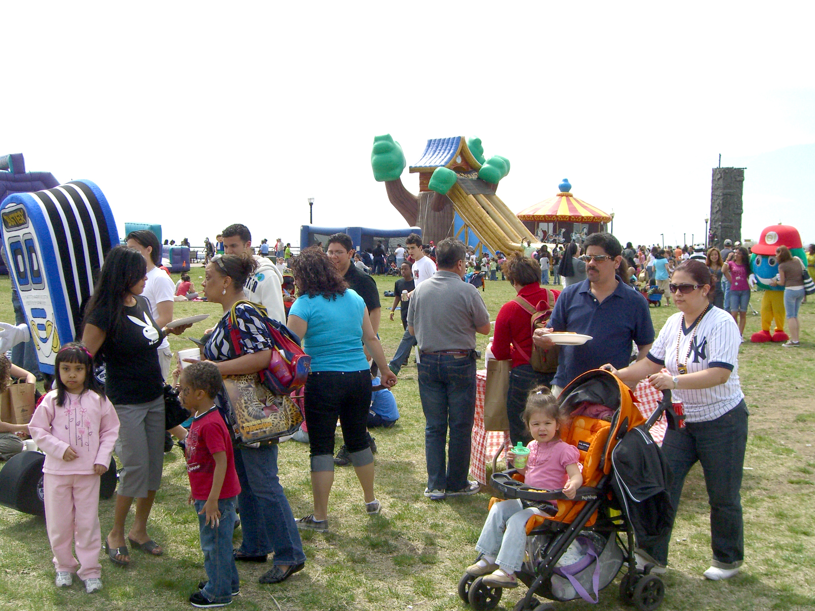 earth-day-people-still-coming-e.jpg