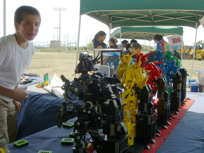kids-kingdom-8-2010-b1.jpg