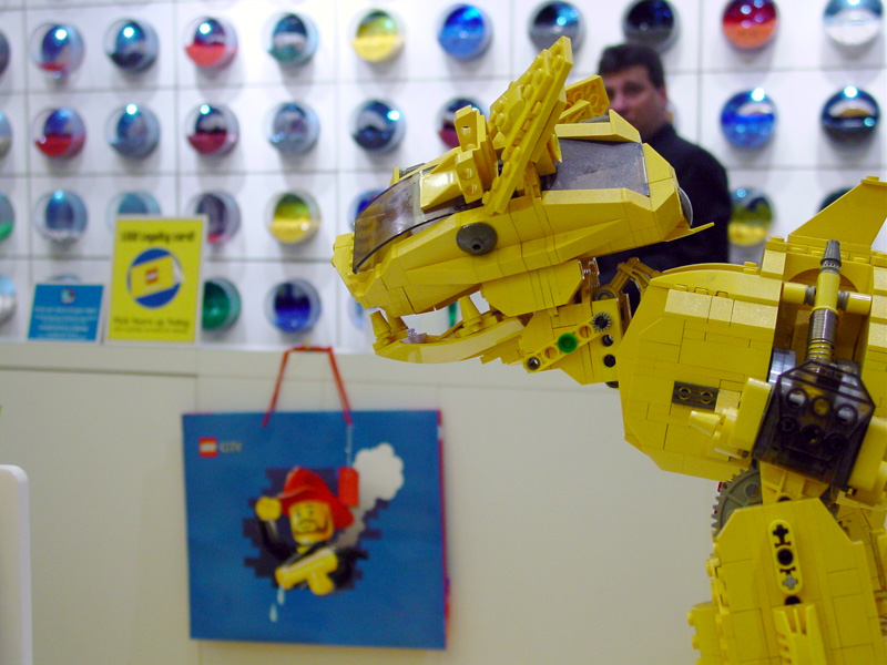palisades-lego-store-03.jpg