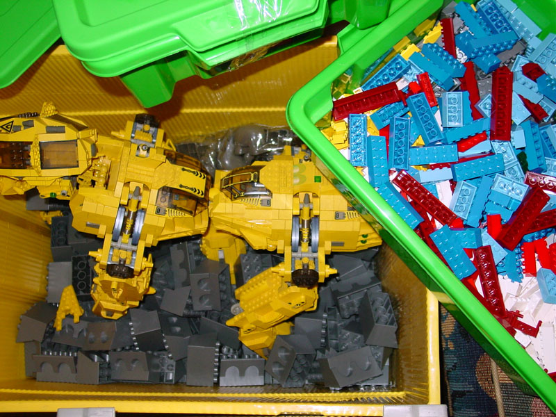 palisades-lego-store-06-loot.jpg