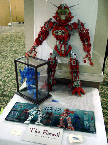 83-philcon-2004-2-sun-rizmit-art-display.jpg