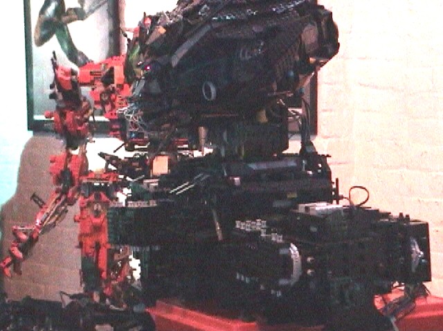 megabot1.jpg