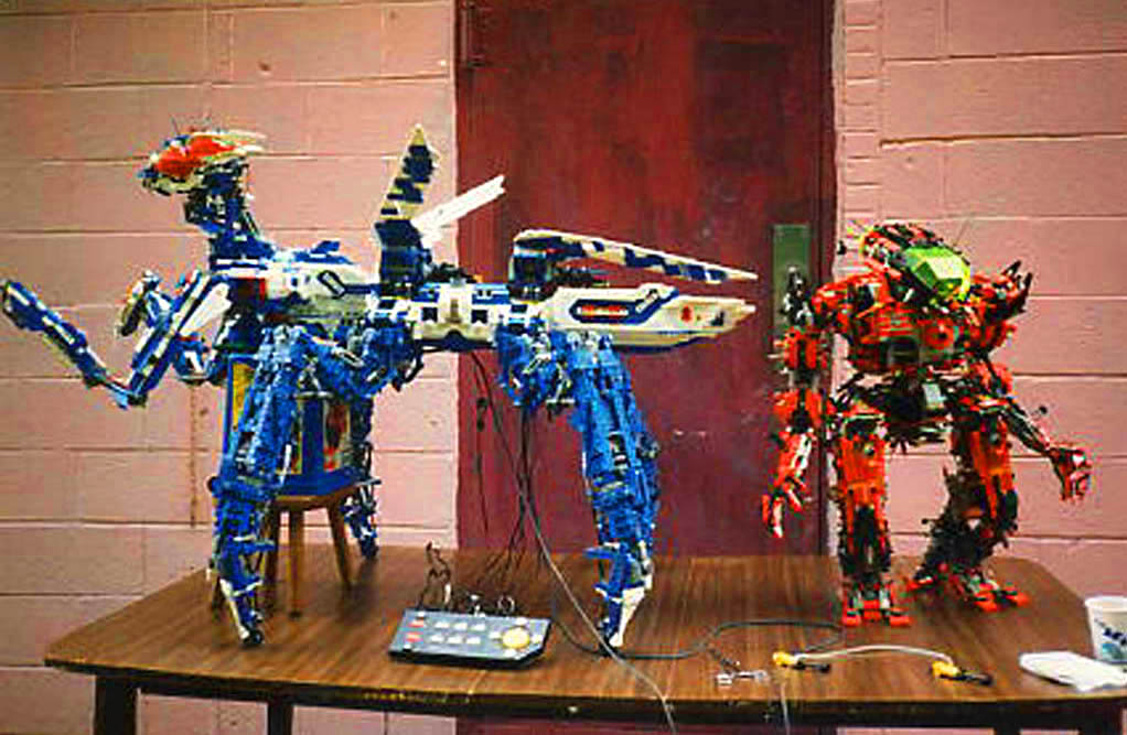 la-di-da-1996-legomaster-wip-1022x667.jpg