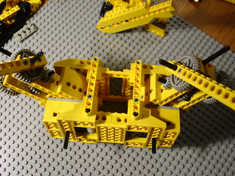 iron-mecha-01-5.jpg