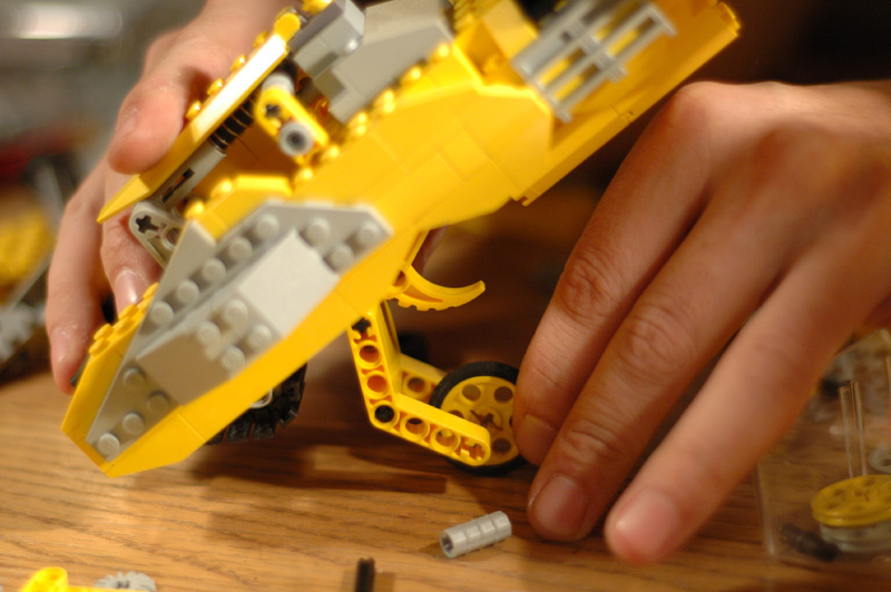 iron-mecha-02-2-photo-by-jenifer-fanning-2006.jpg