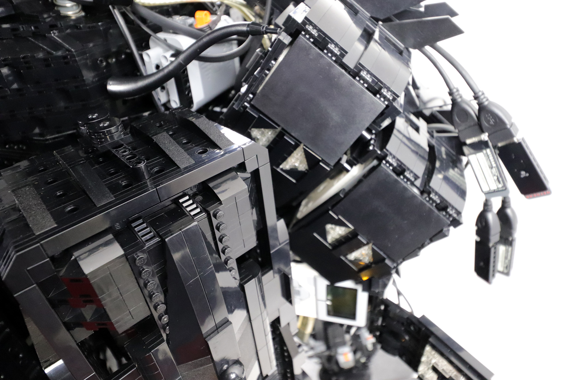 09-11-x6-ev3-leg-control-pod-ixicthis-eslc-2021.jpg