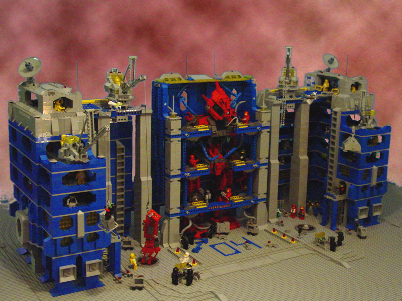 01-mech-bay-04.jpg