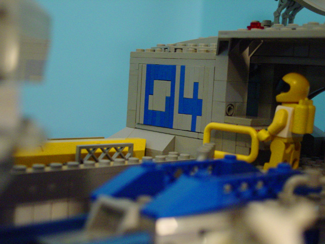 13-mech-bay-04.jpg