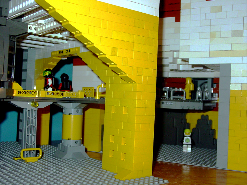 15-moonbase-05-back-center-right.jpg
