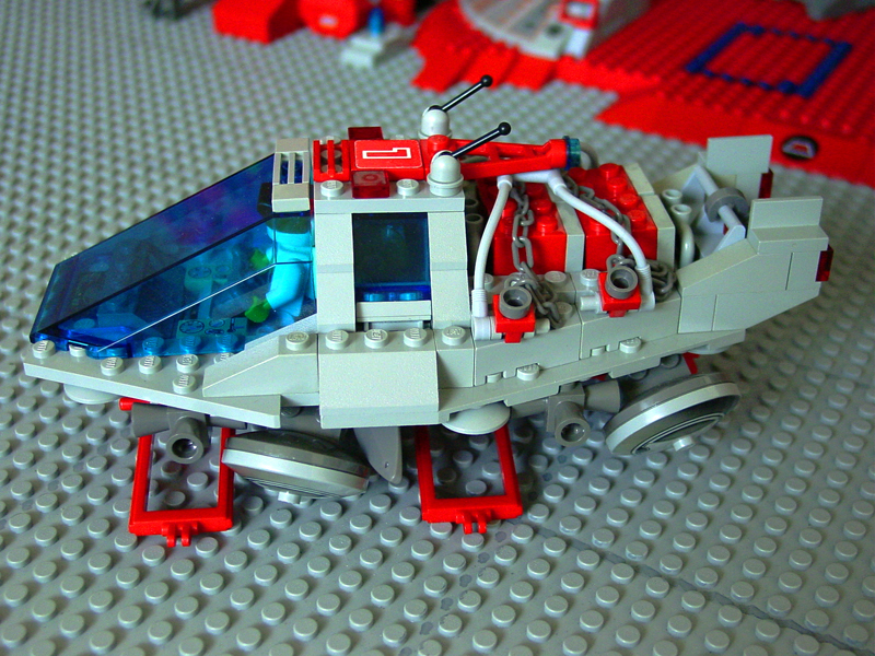 mech-bay-07-0061-hover-fish.jpg