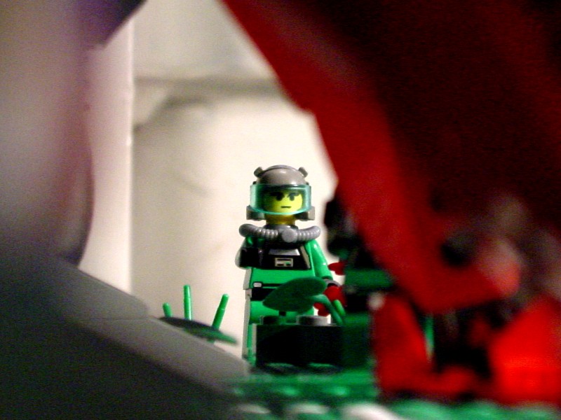21-mech-bay-08-chili-den-zoom-1.jpg