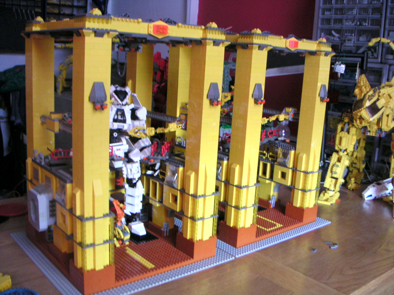 xz-mech-bay-01-preview-00.jpg