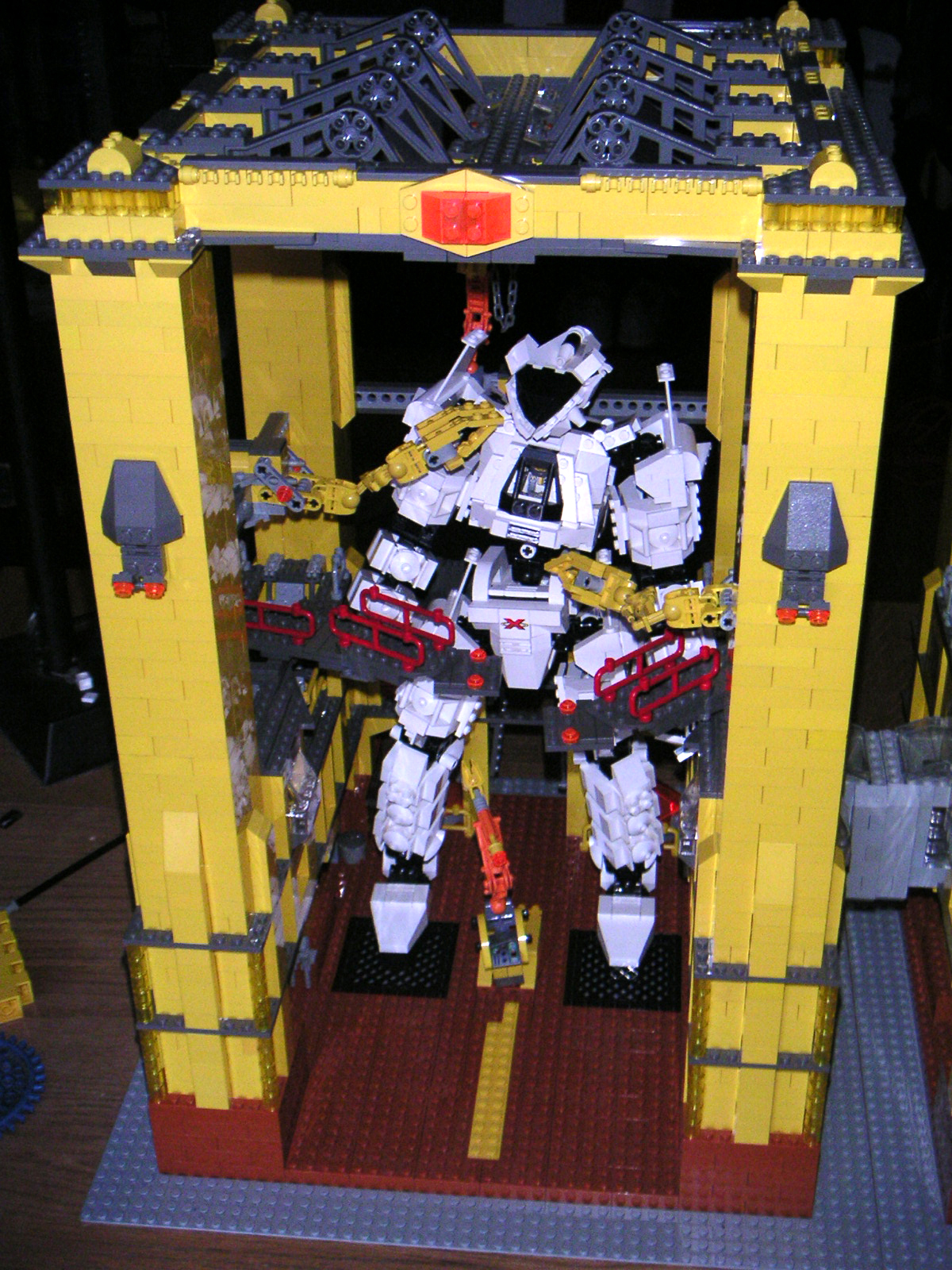 xz-mech-bay-10-preview-01-1200x1600.jpg
