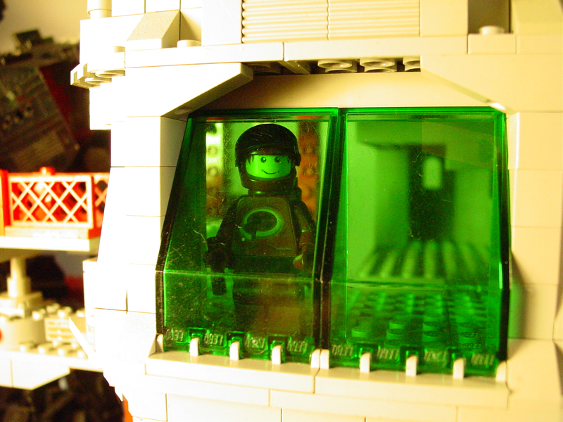 b4-mech-bay-11-pizza.jpg