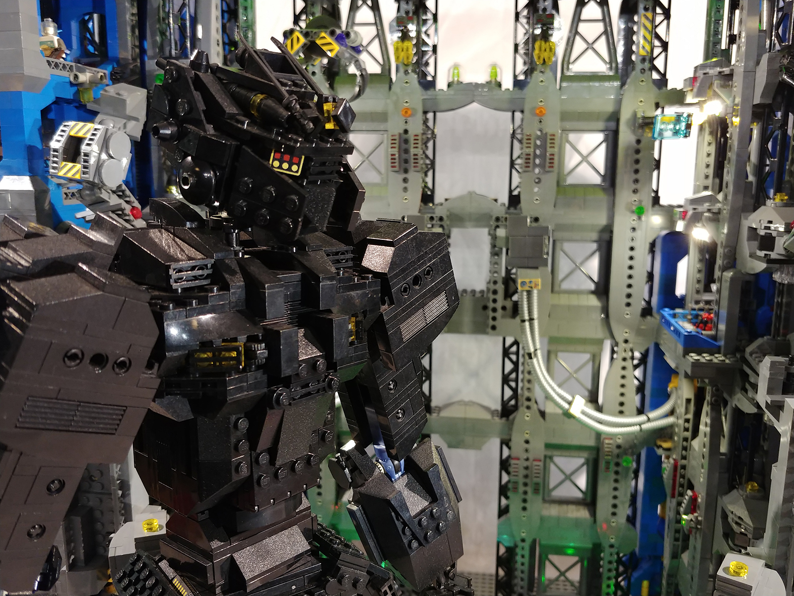 mech-bay-27-a007.jpg