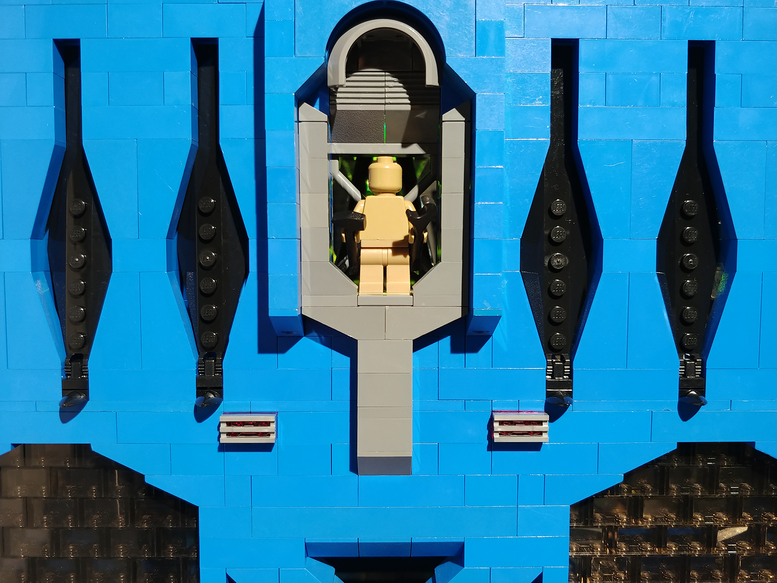 mech-bay-27-c007.jpg