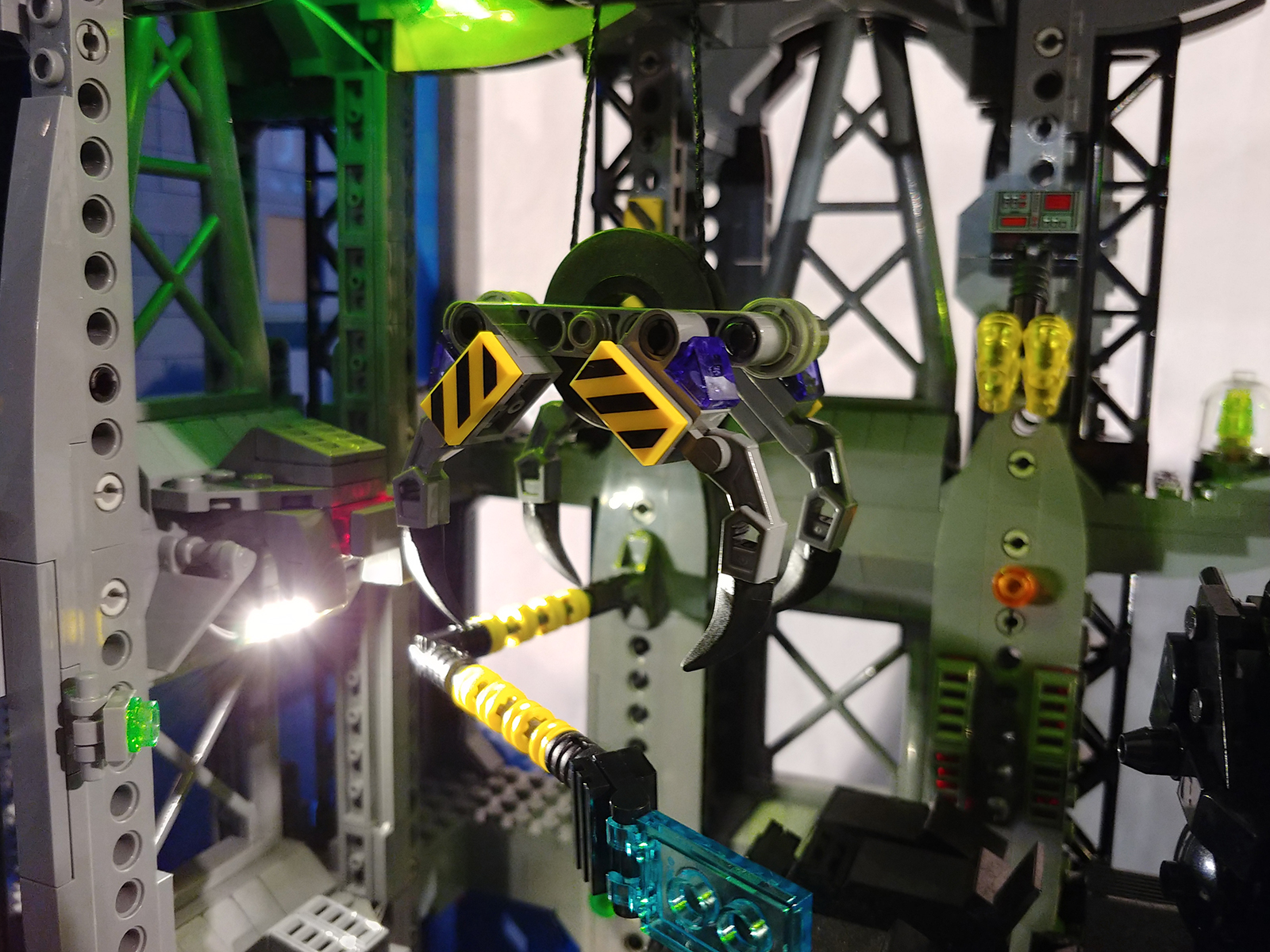 mech-bay-27-e006.jpg