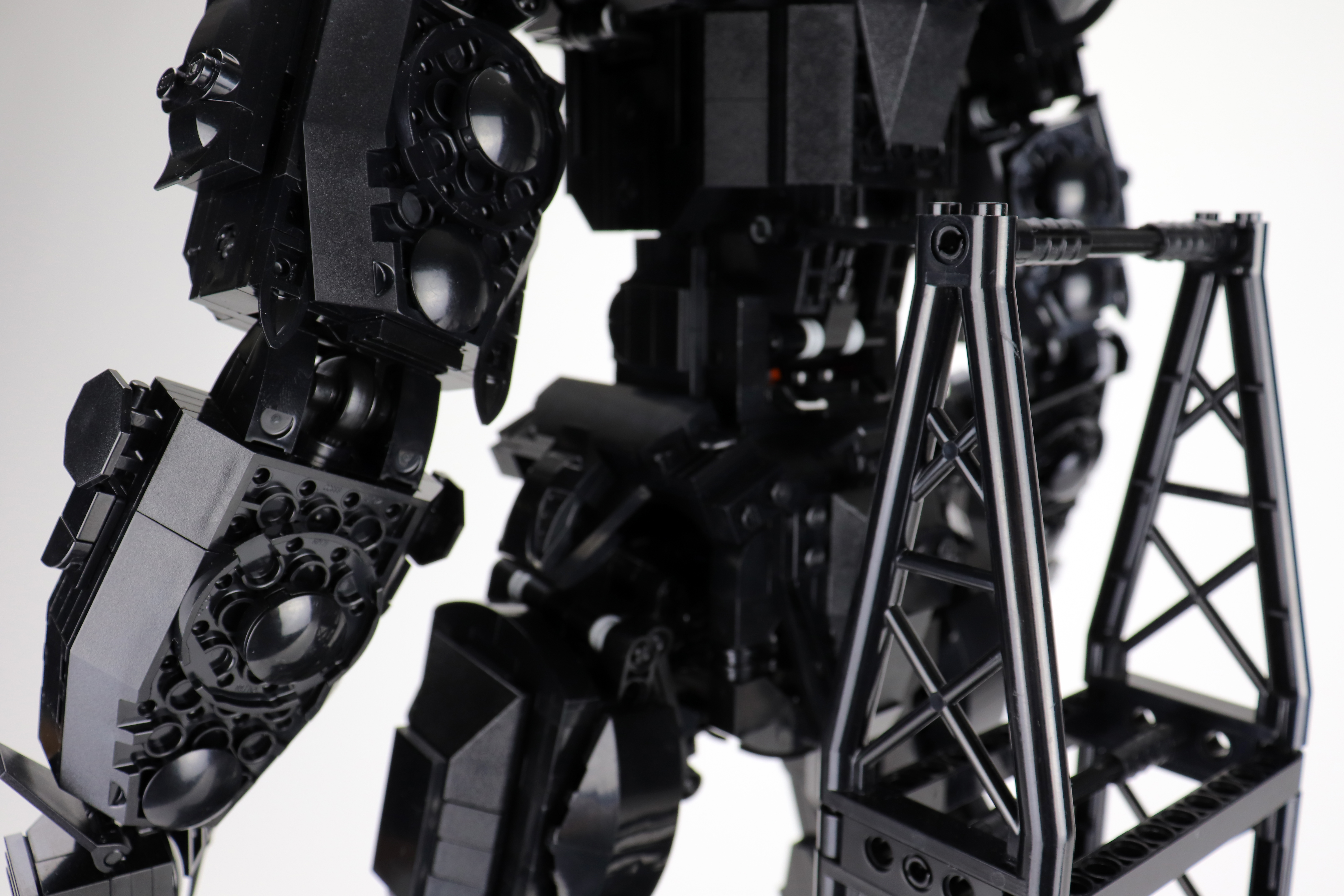 03-mech-bay-28.jpg