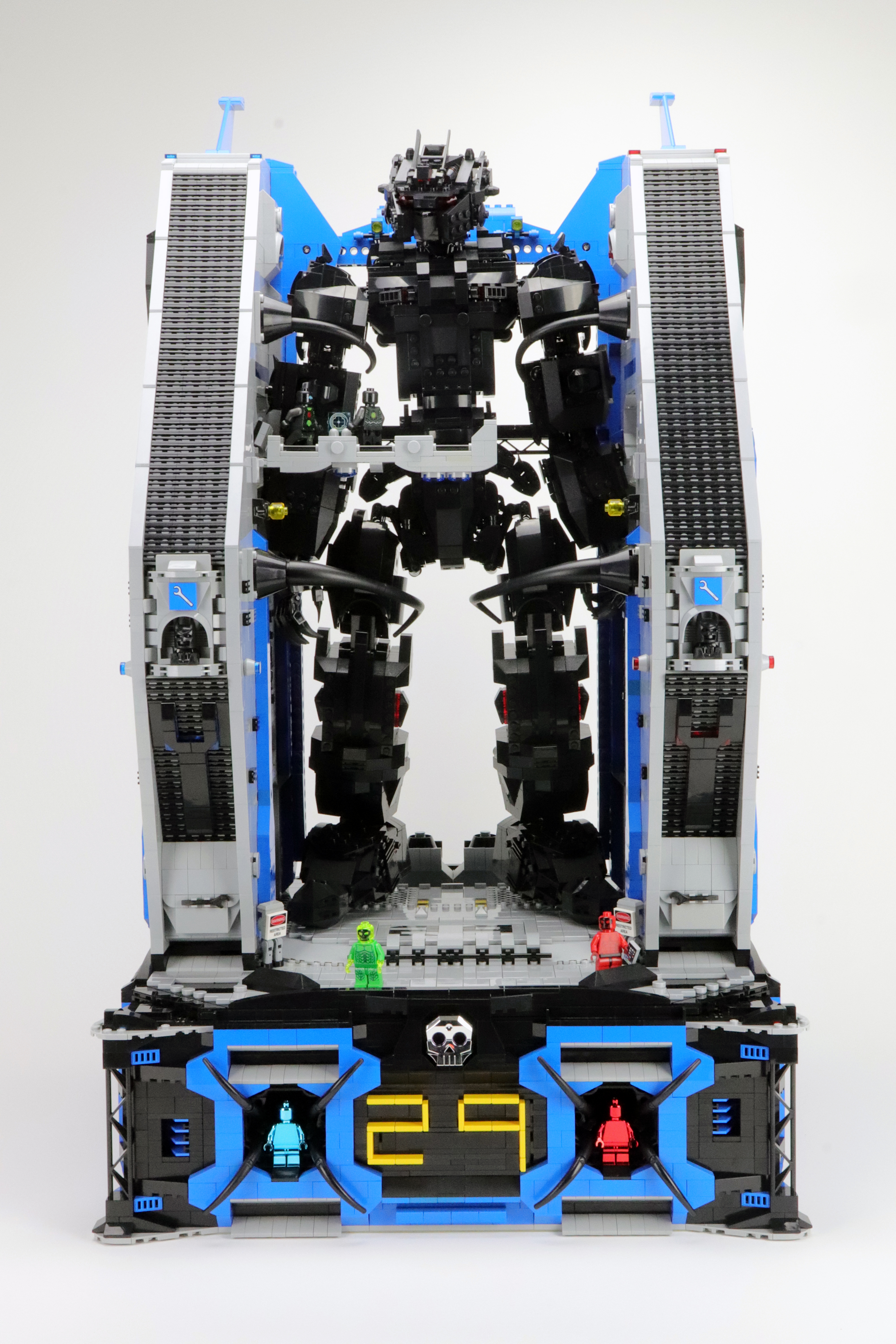 04-mech-bay-29.jpg