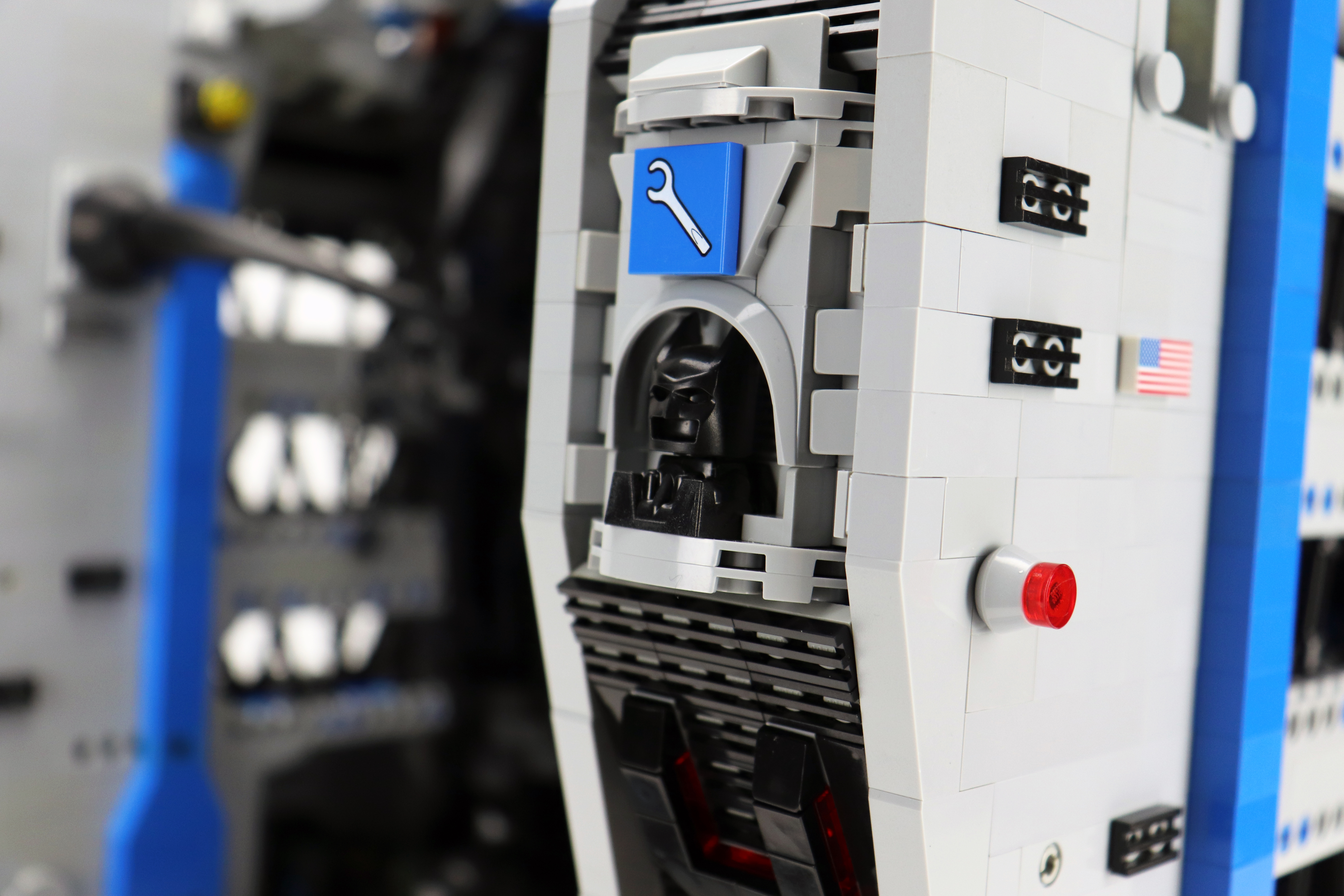 09-mech-bay-29.jpg