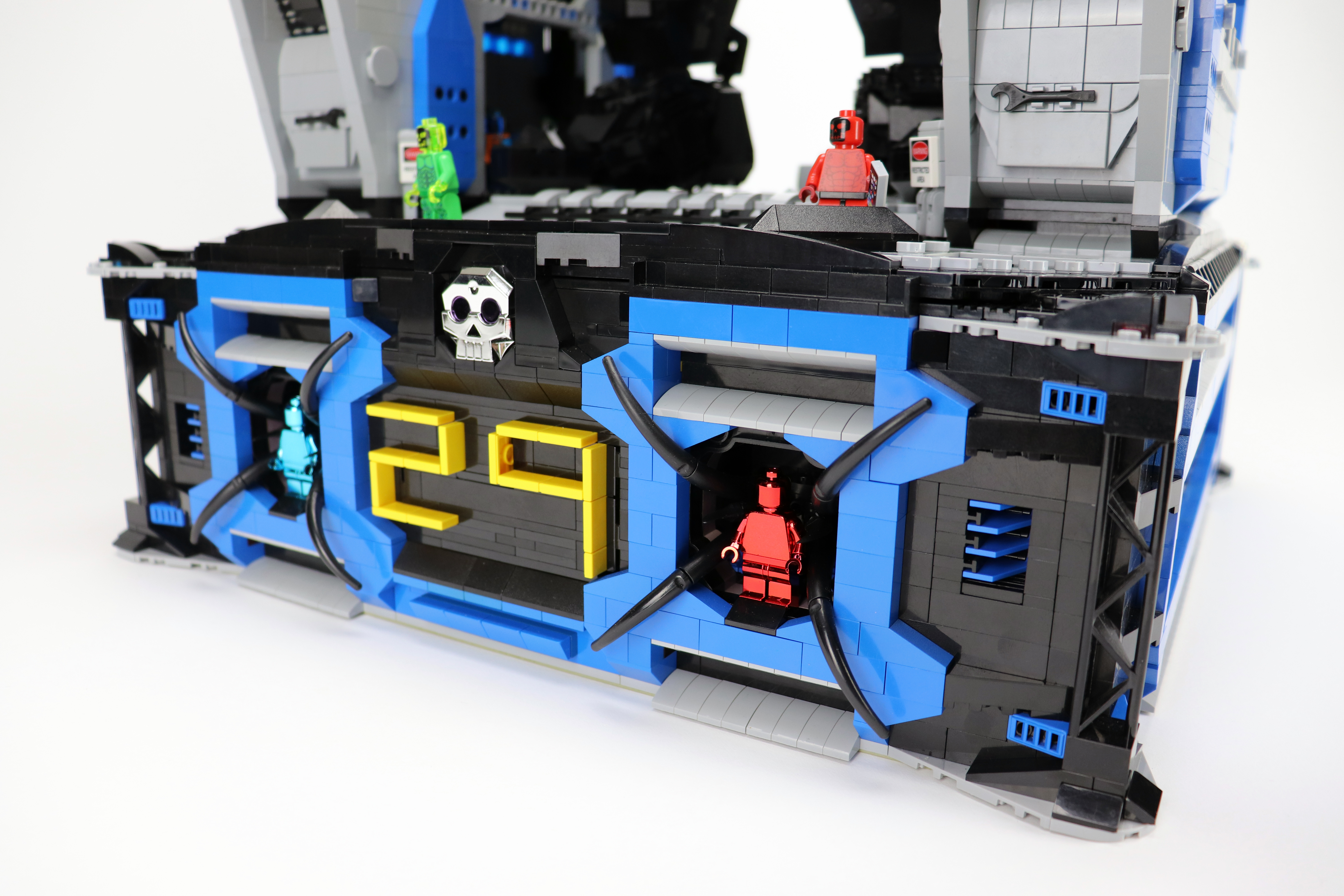 11-mech-bay-29.jpg
