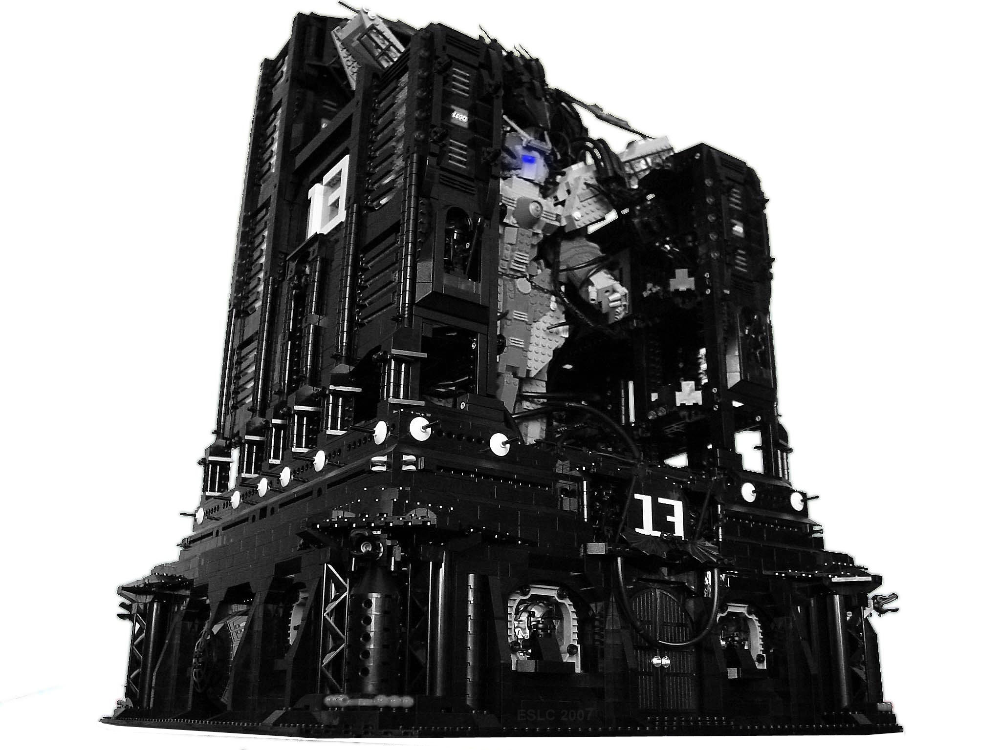 04-mech-bay-13-eslc-2007-2048x1536-desktop-317kb.jpg